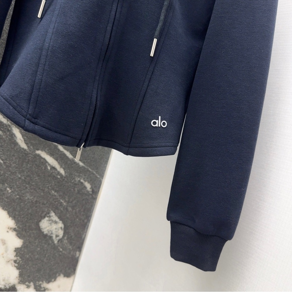ALO Yoga Navy Hoodie and Sweatpants Set - Picture 8 of 8